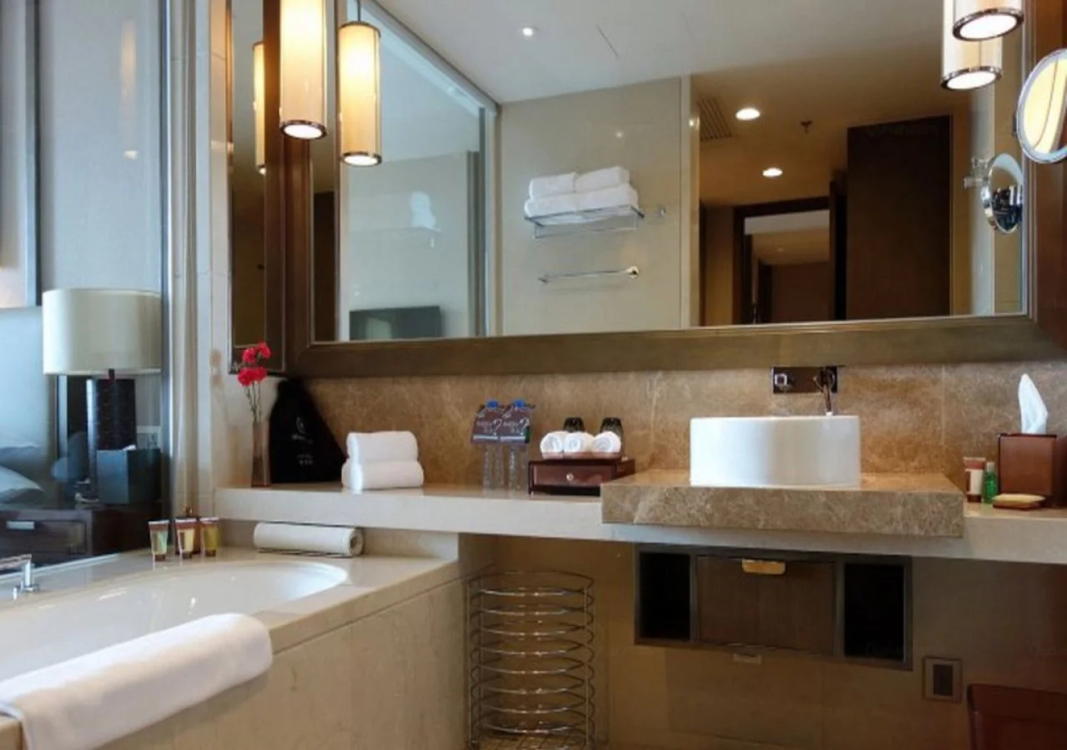 Sheraton Huizhou Bailuhu