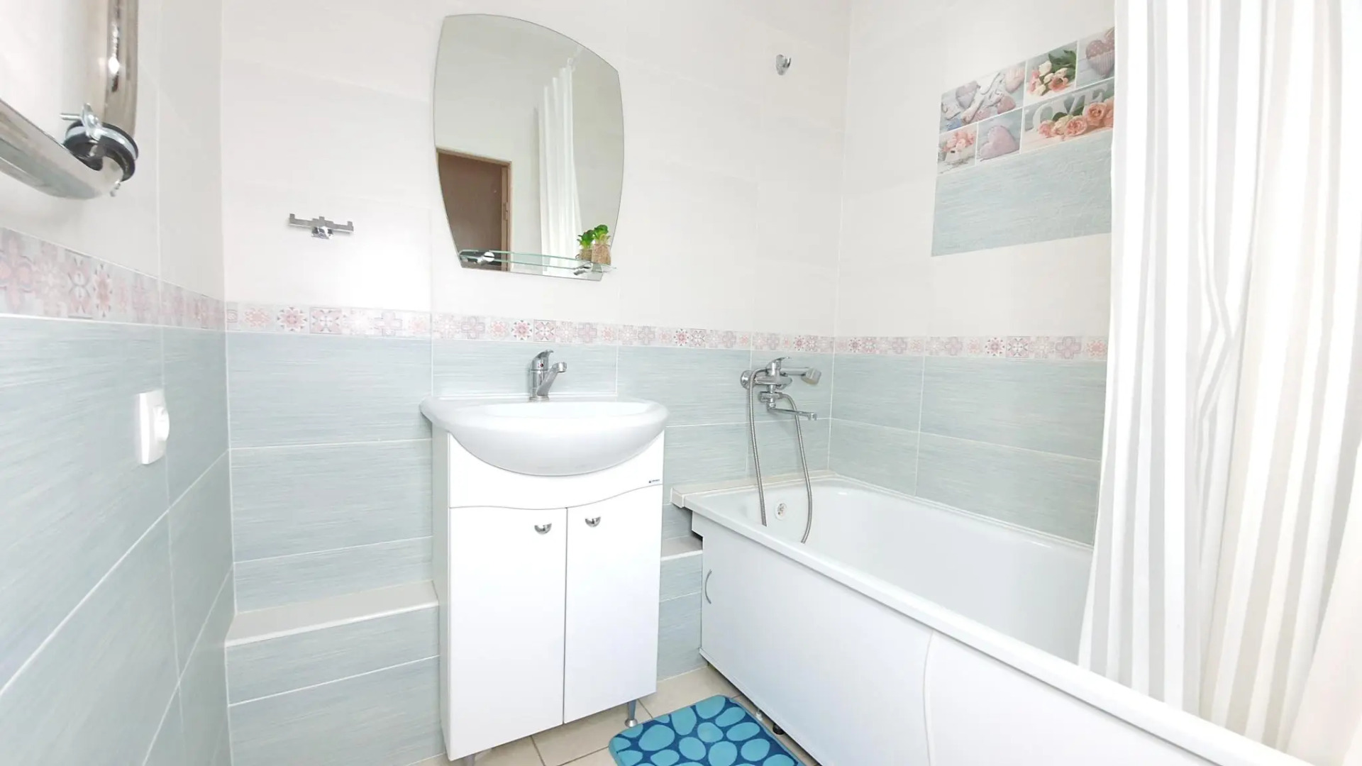 Крыша Мира на улице Революции 52Б