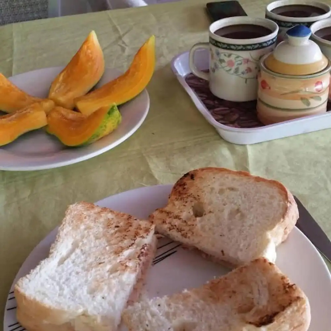 Sina PJ Beach Fales and Surf