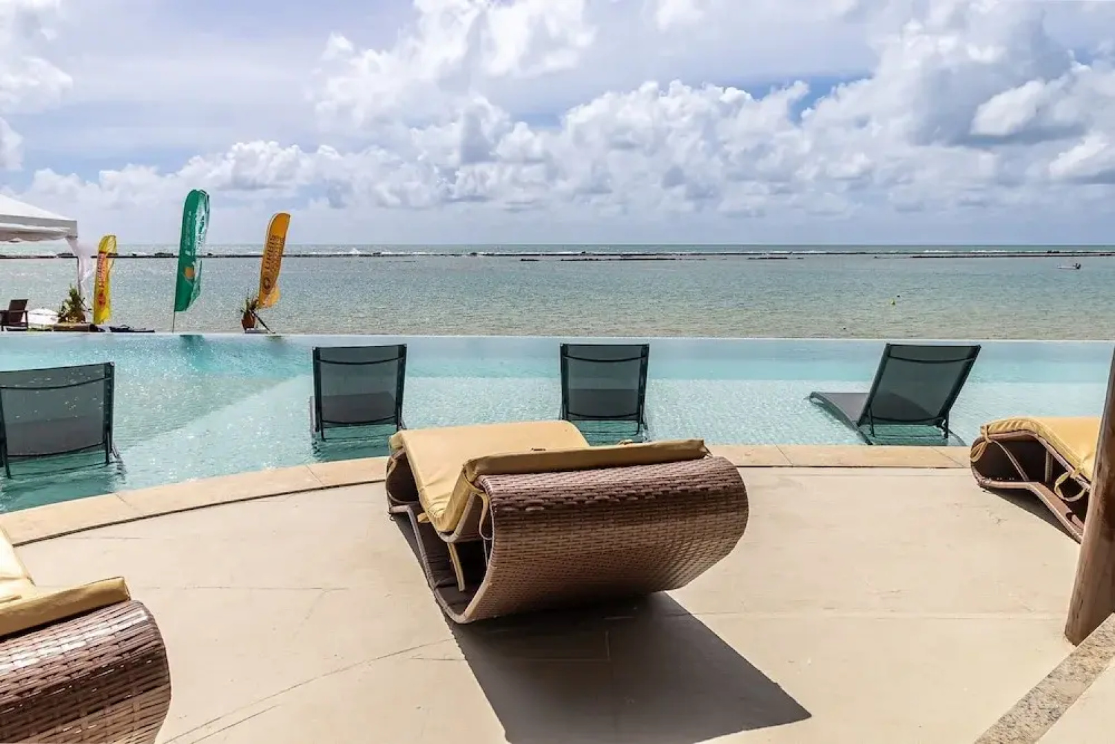 Apartamento Vista Mar - Destino BSM 209