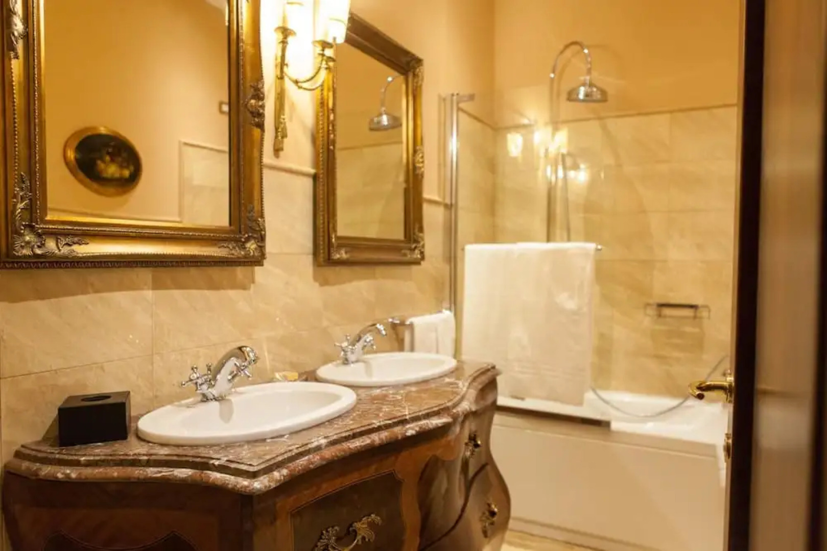 Borgo Pilotti Hotel & Restaurant