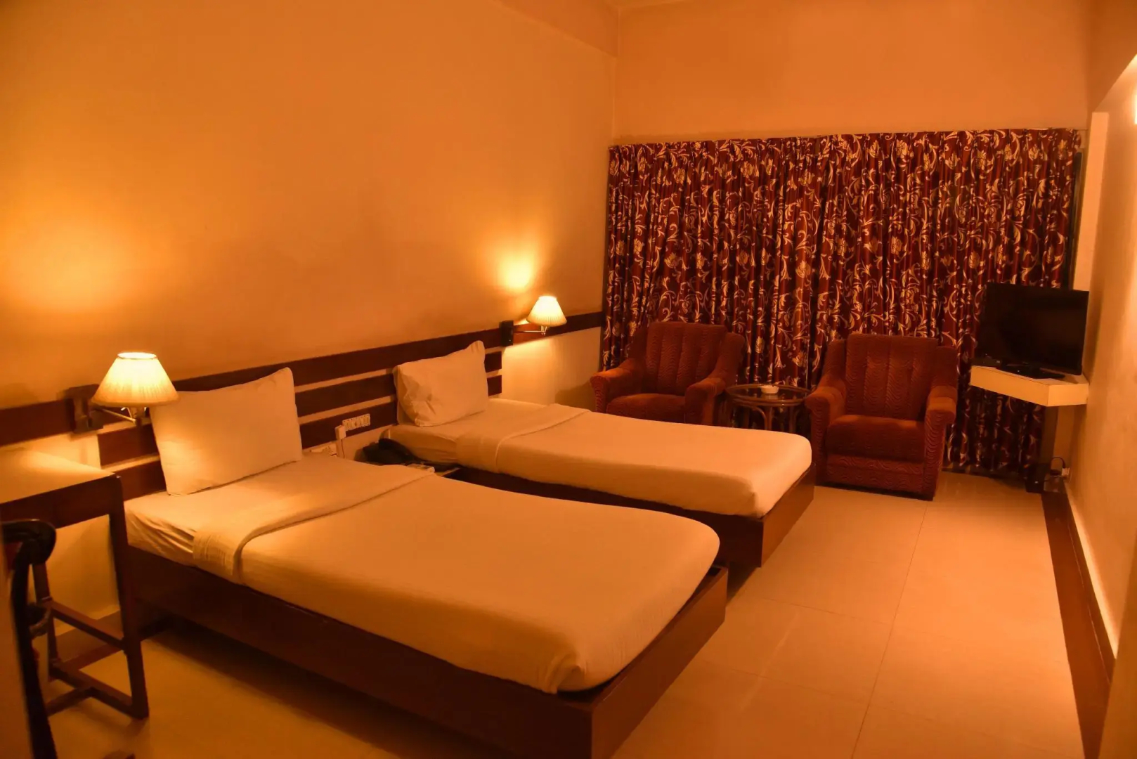 Hotel Poonja International