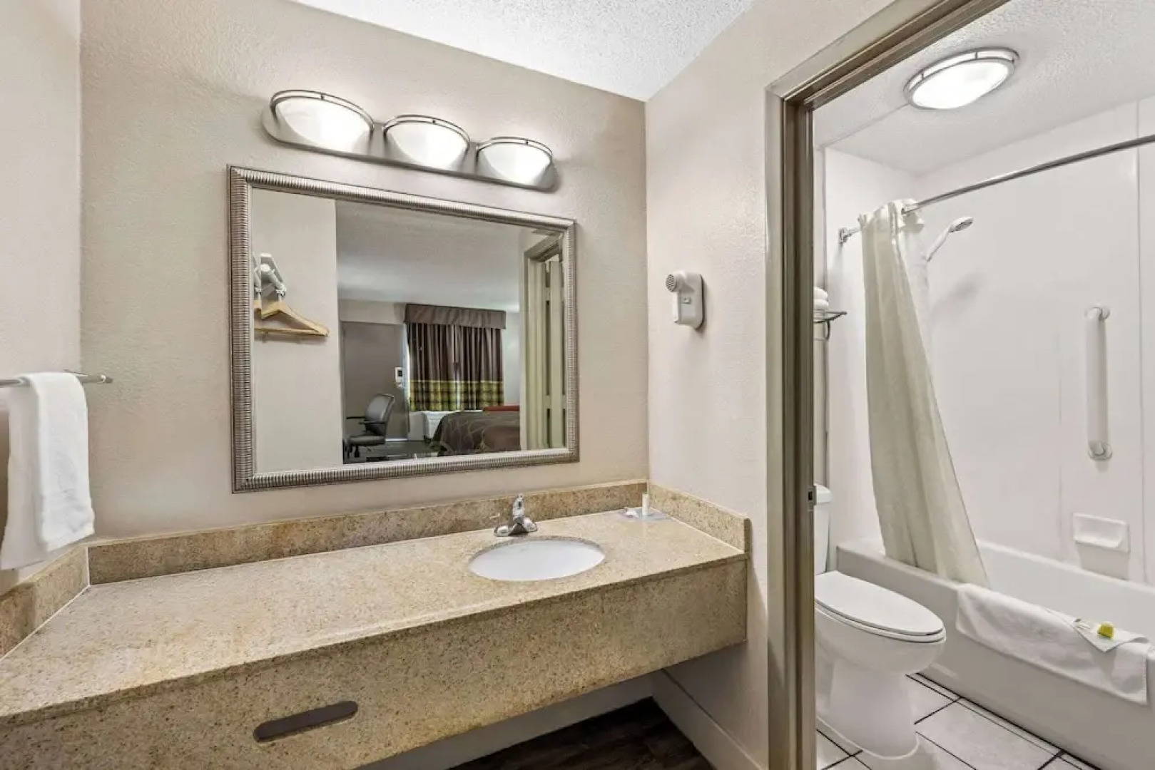 Super 8 Roanoke Rapids