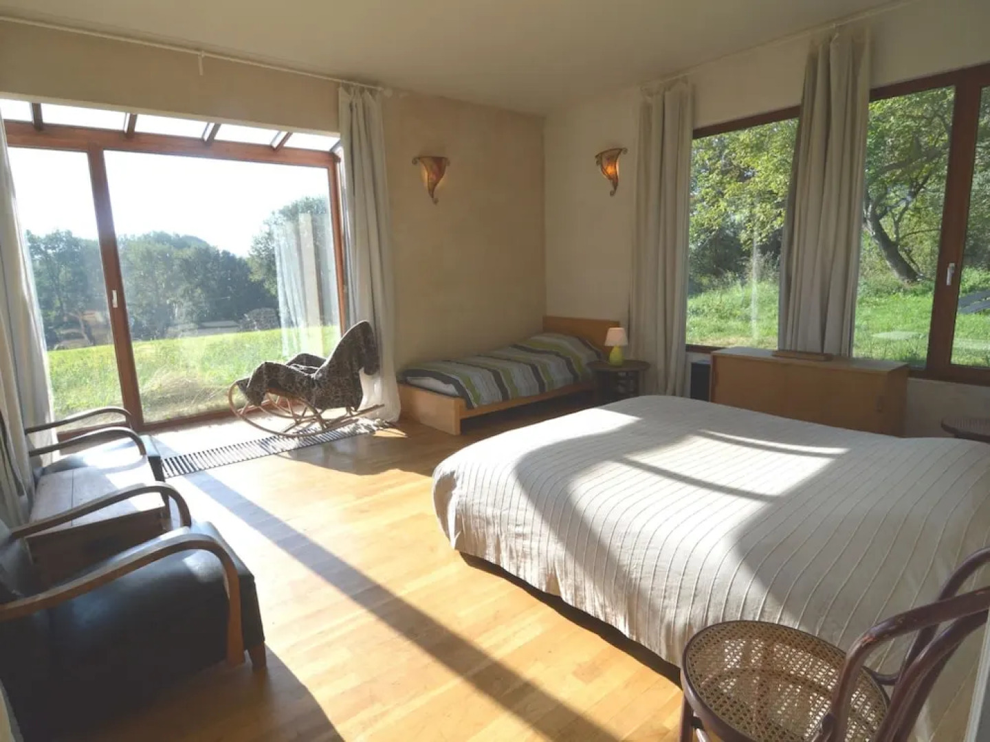 Dreamy Holiday Home With Pool, Garden, Roof Terrace, BBQ