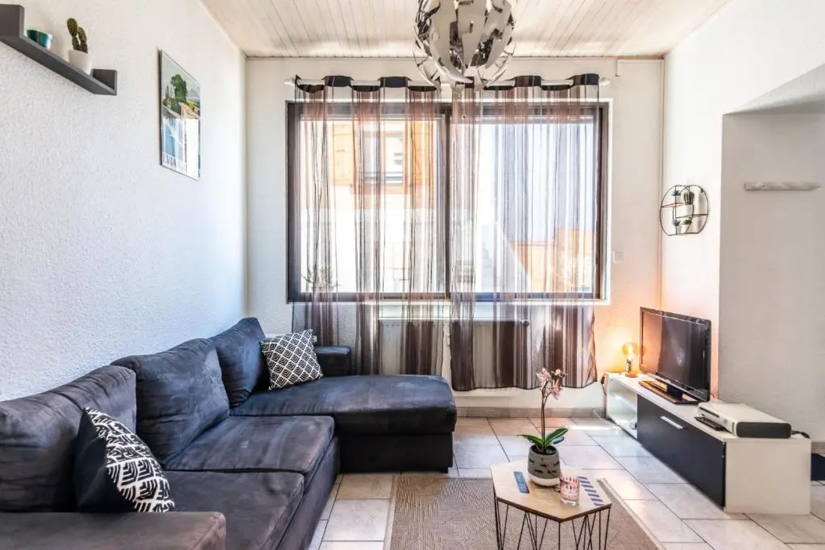 Pieds Dans L'eau - Lac Leman - 2 Min Evian - Spacieux