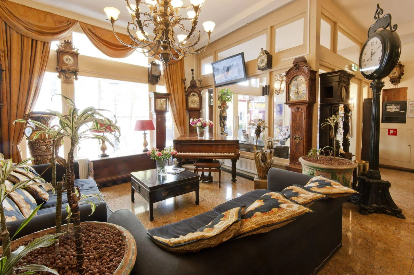 Ambassador City Centre Hotel