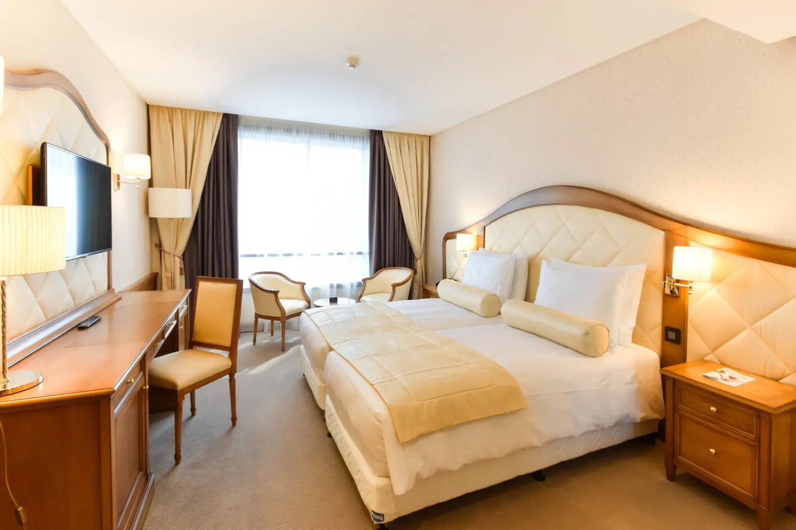 Hotel 2 Fevrier, Lome