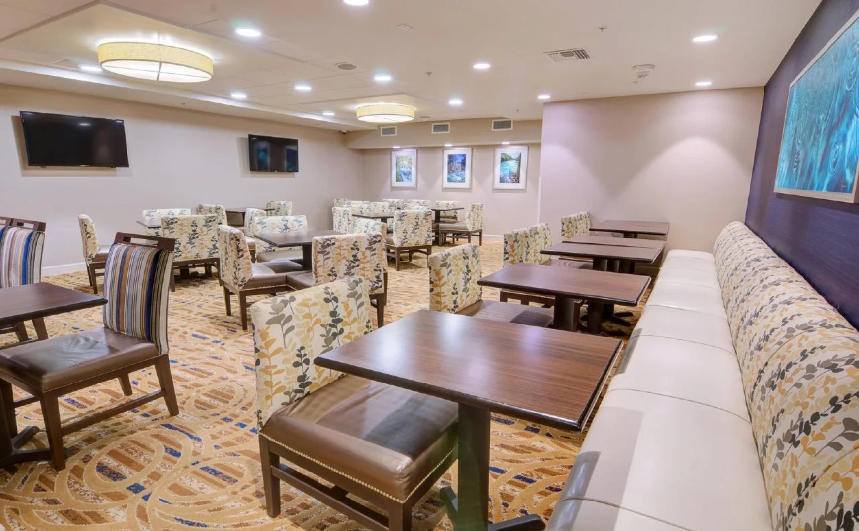 Holiday Inn Gainesville - University Center by IHG