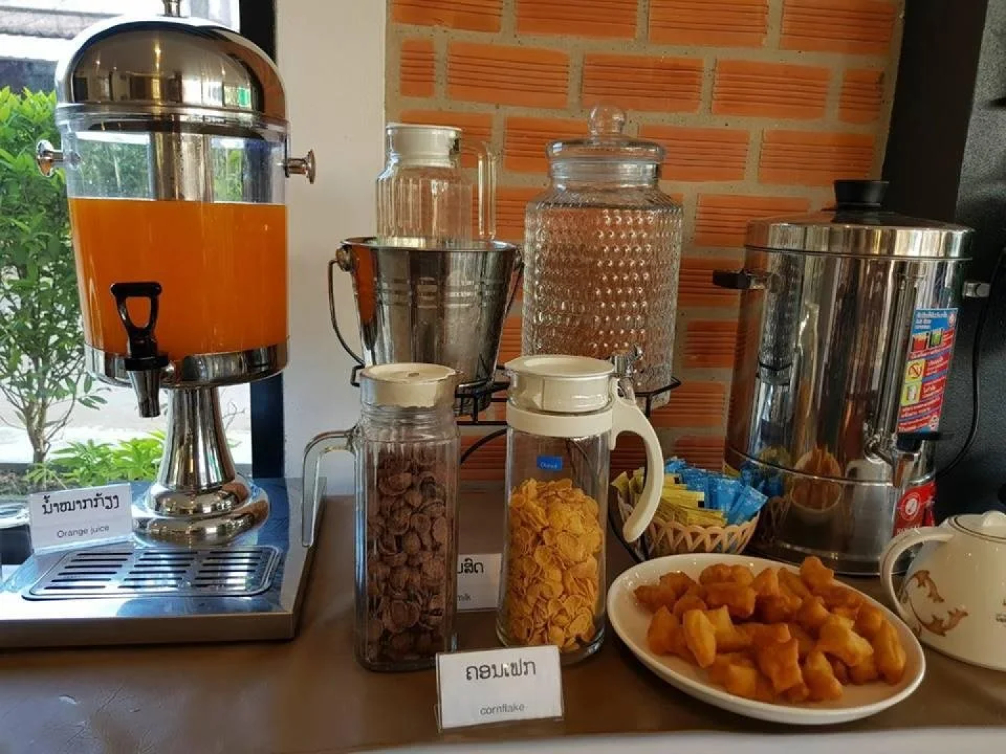 Dongsay Hotel Thakhek