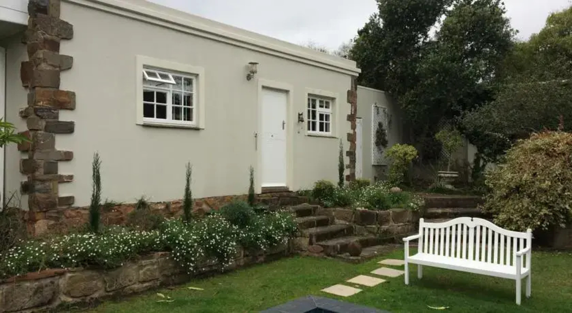 White Linen & Lavender B&B