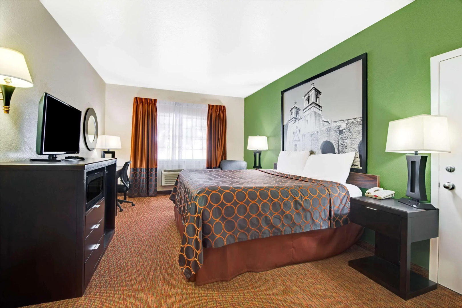 SureStay Plus by Best Western San Antonio Airport