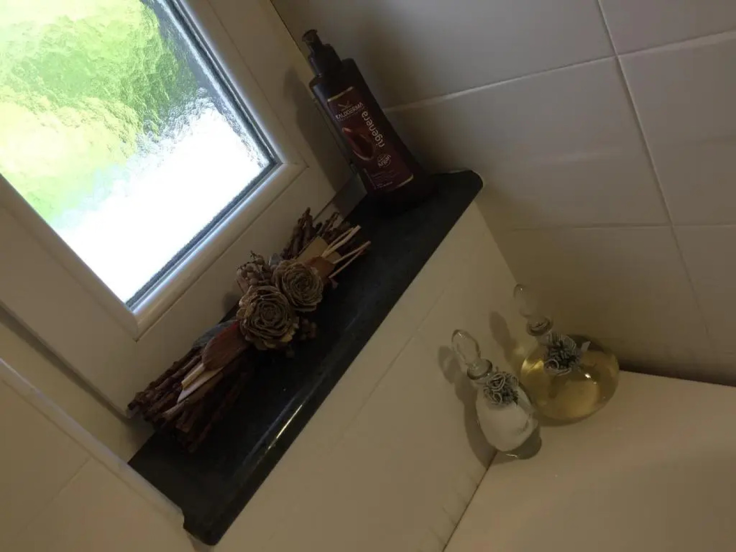 Secret pearl! Amalfi Coast, Pompei & Naples Free parking