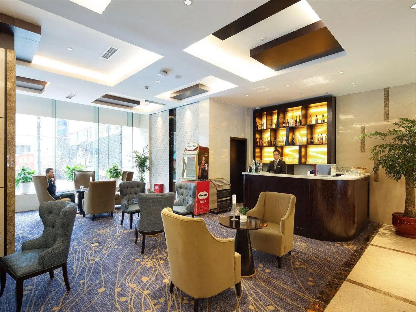 Yiwu Zhonglian Kaixin Hotel