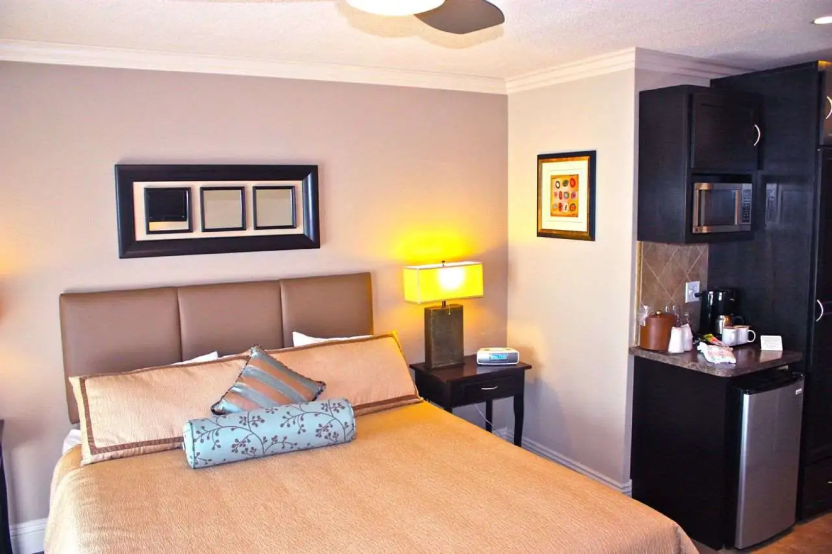 Laguna Surf Lodge by SCP Hotels