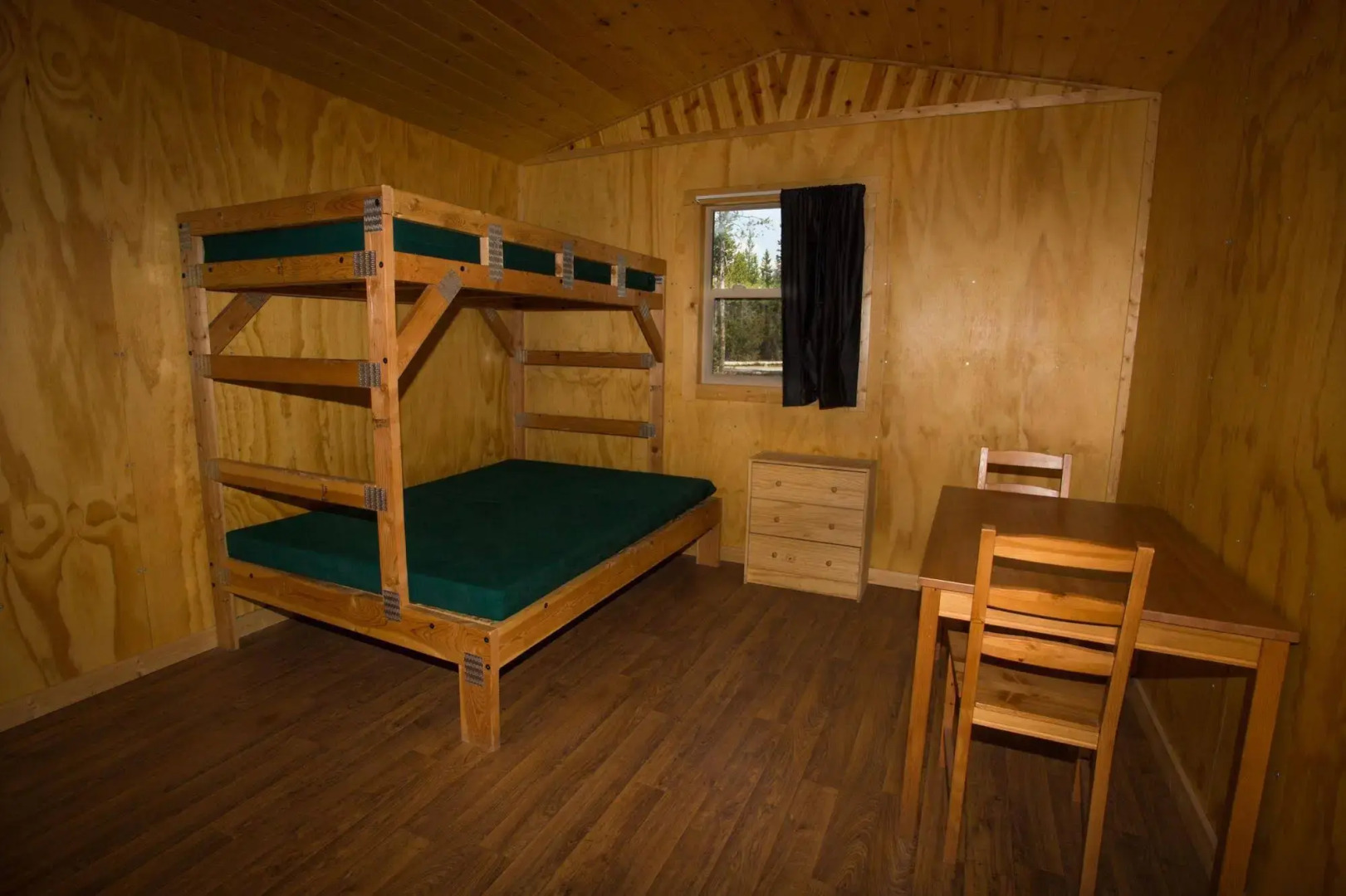 Headwaters Lodge & Cabins at Flagg Ranch