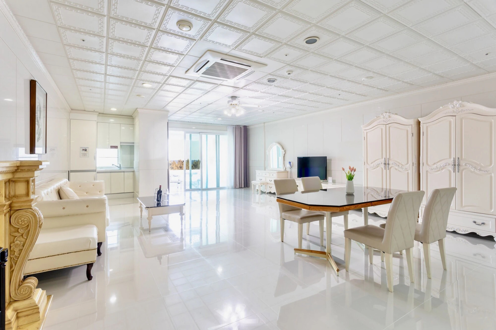 Donghae Boyang Hot Spring Convention Hotel