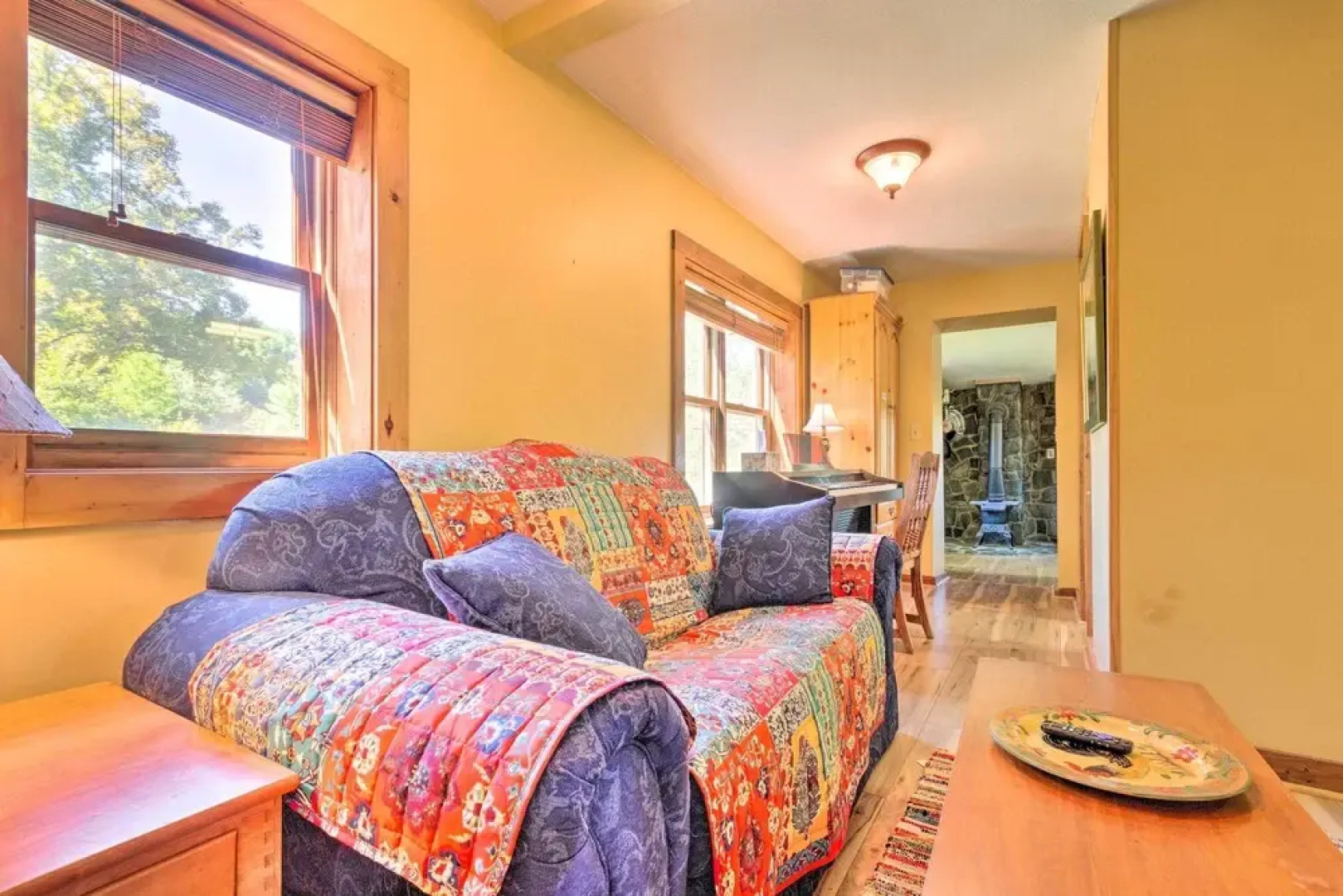 Rustic-yet-cozy Cabin w/ Patio, 12 Mi to Asheville