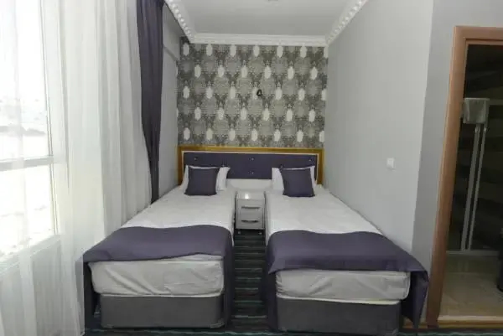Grand Surmely Hotel