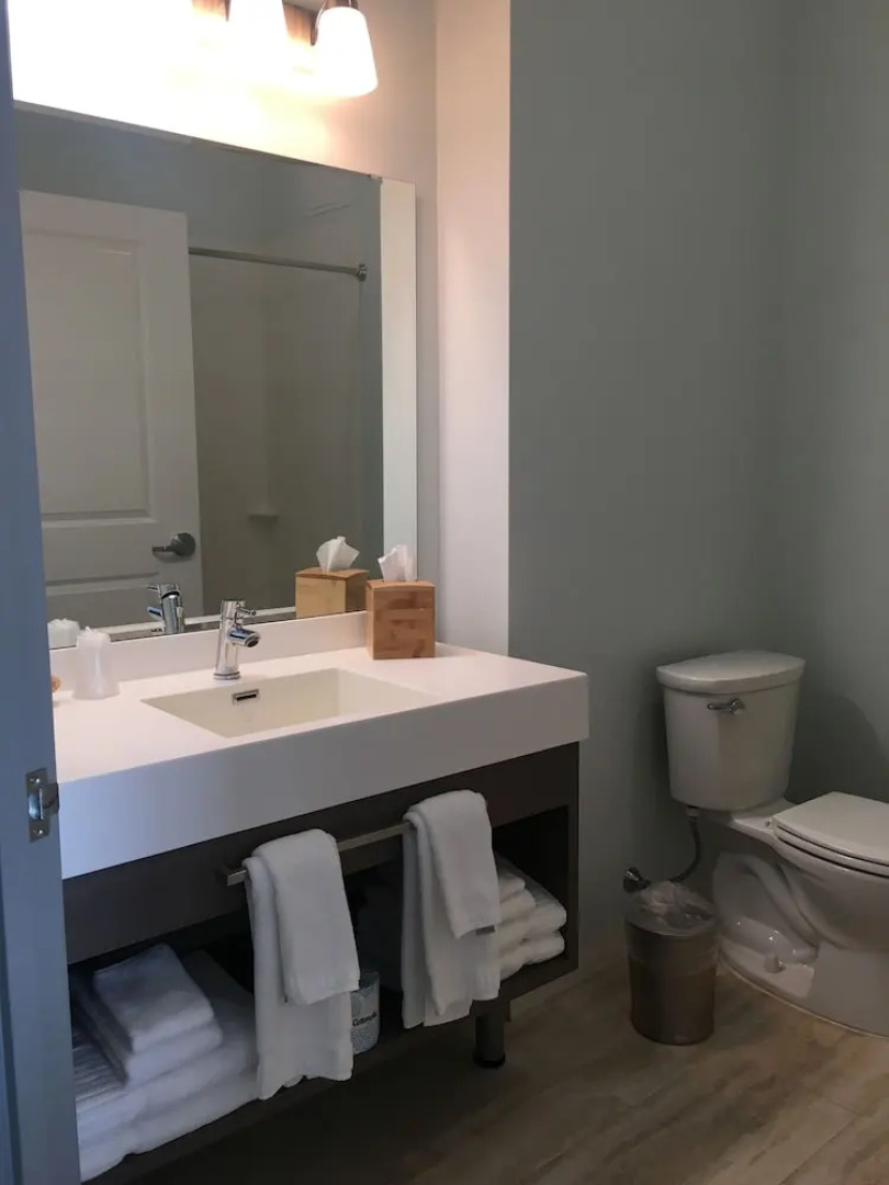 Lakes Inn at Dunvilla