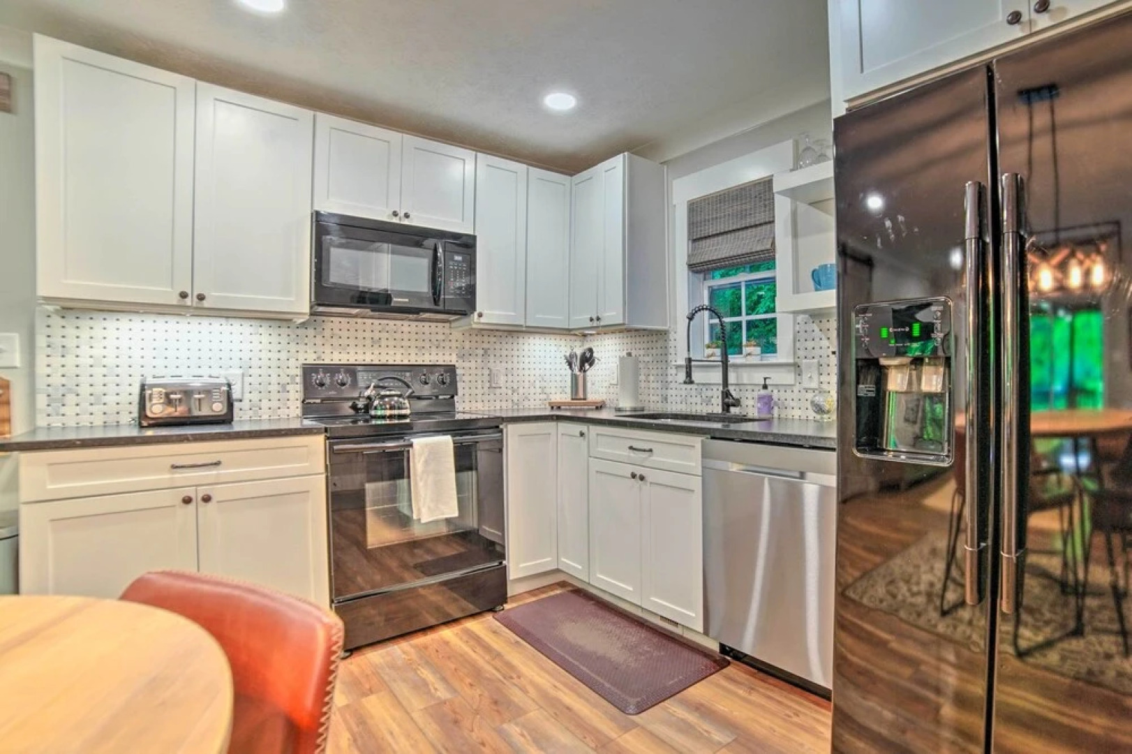 Crystal River Cabin w/ Scenic View & Fire Pit