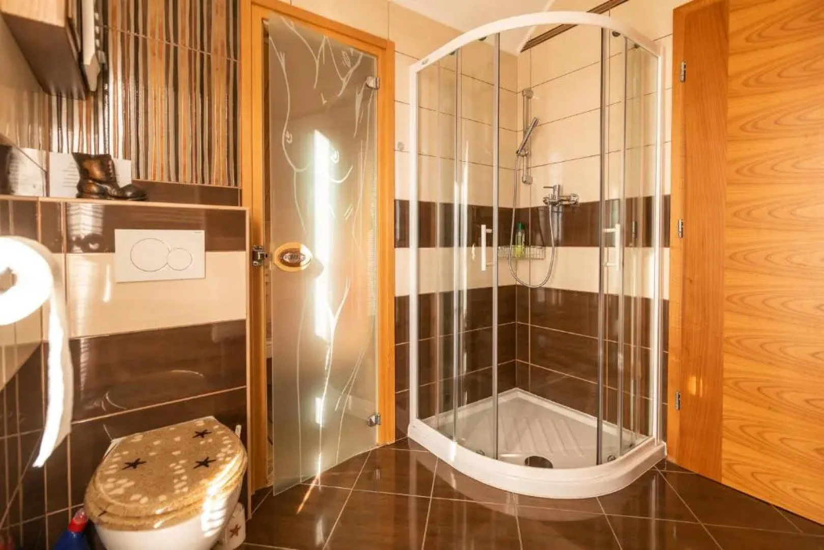 Holiday Home Razglednik