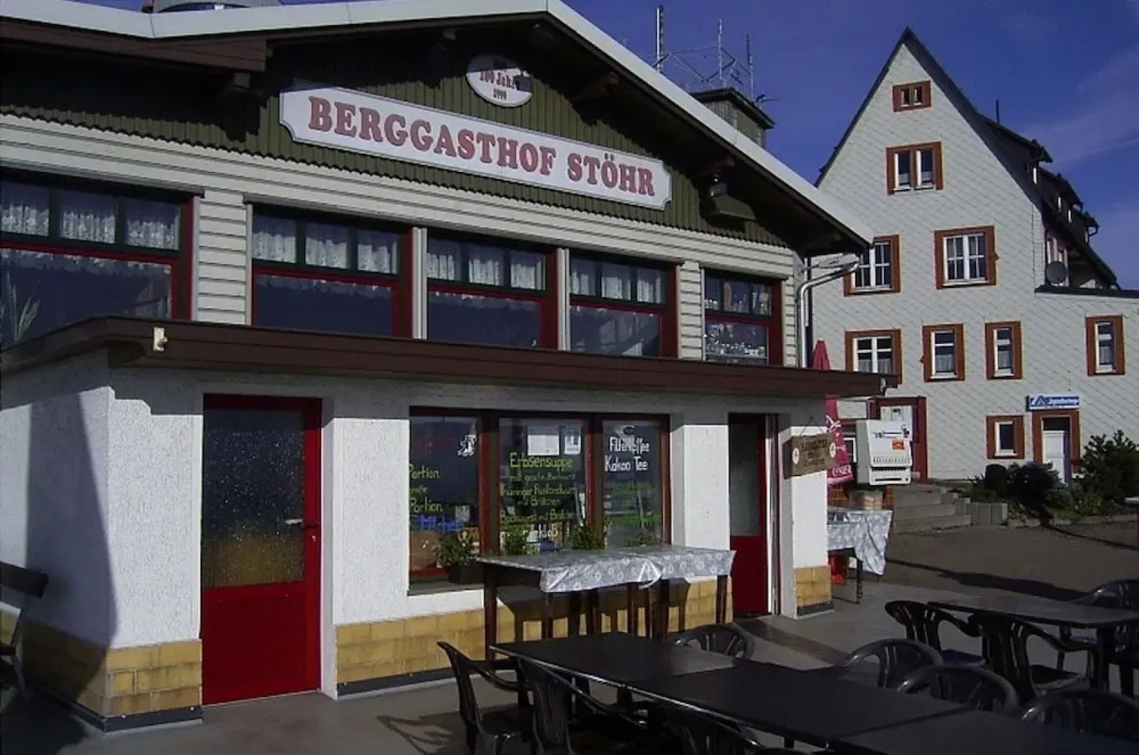 Modern Apartment in Tabarz/Thüringer Wald with Garden