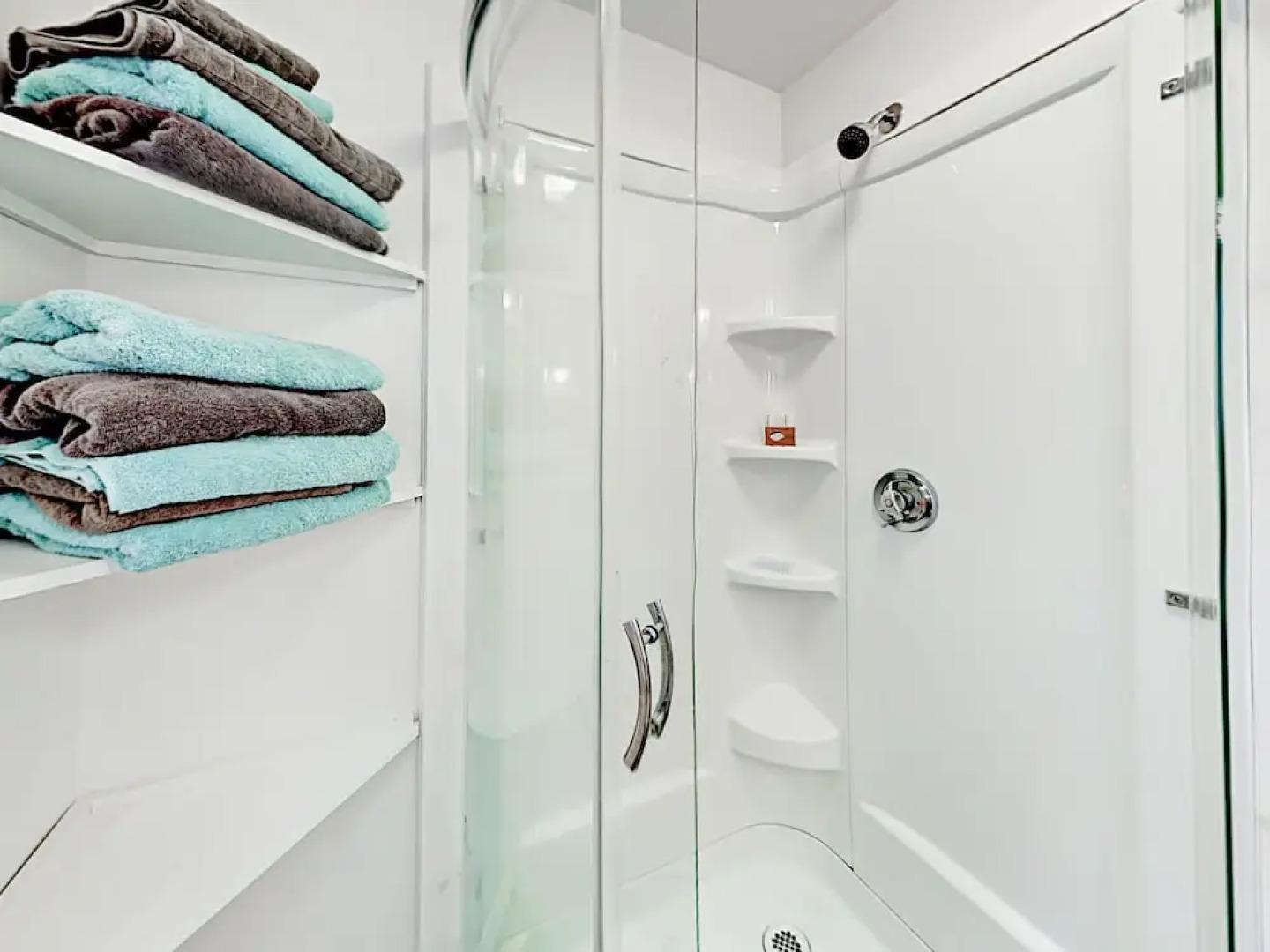 Eastham Gem Home 4 Bedrooms 1.5 Bathroom Home