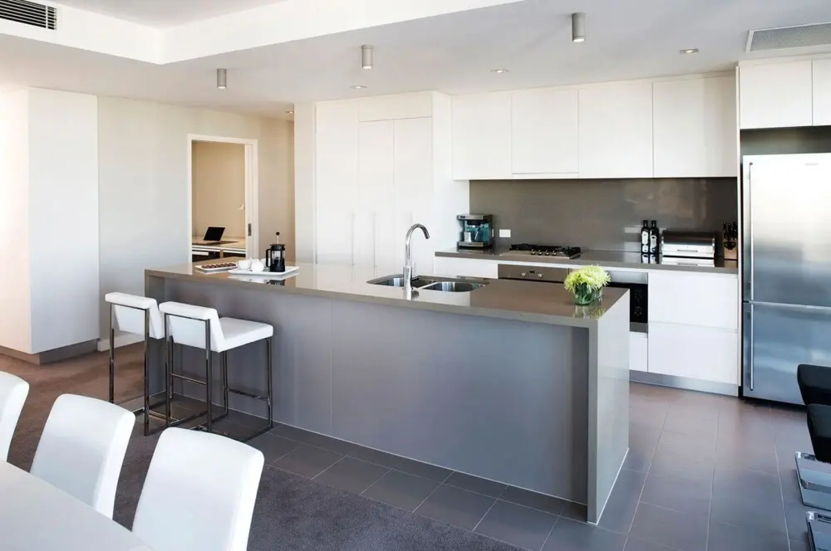Claremont Quarter Luxury Apartment