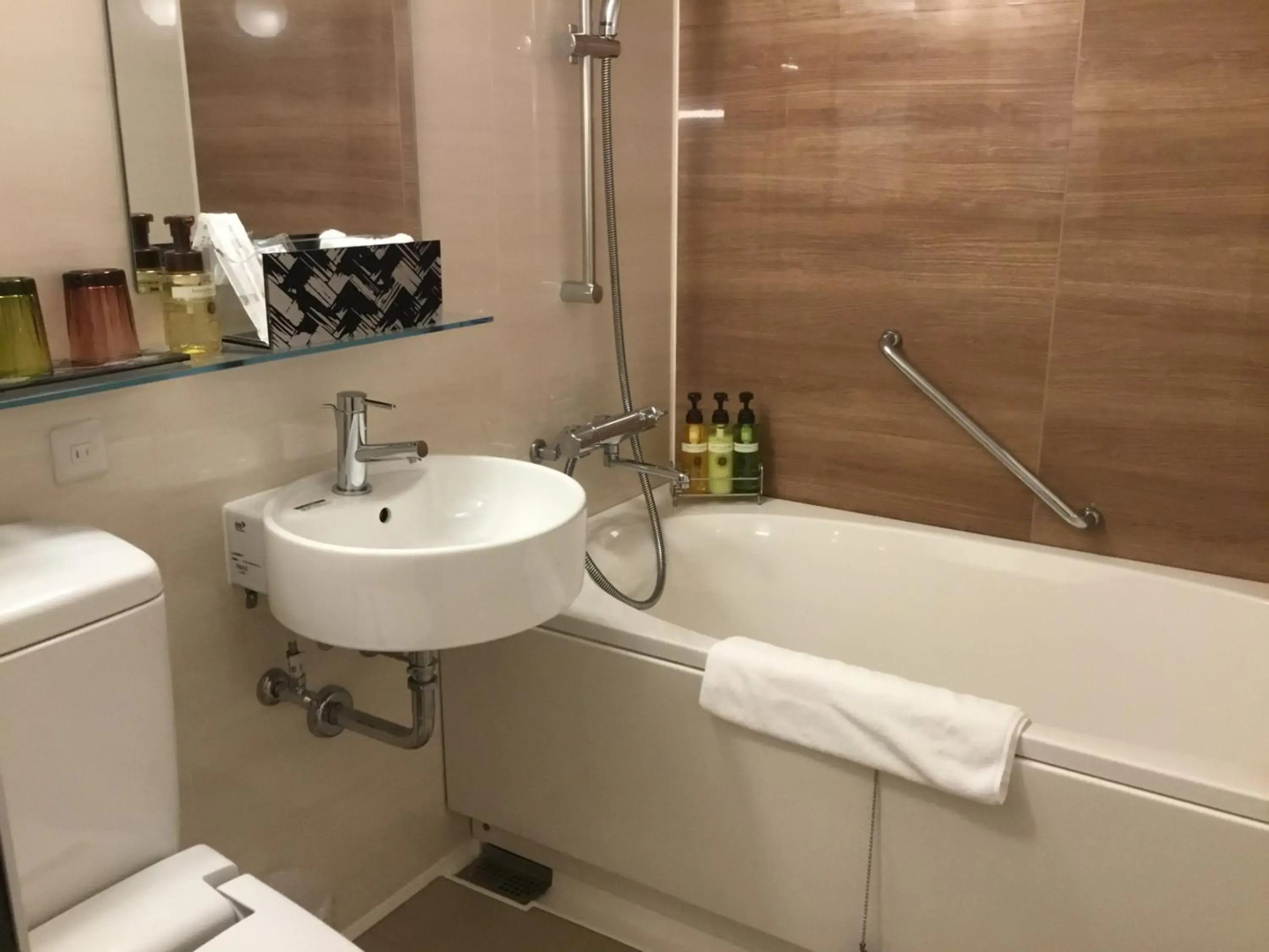 Oriental Suites Airport Osaka Rinku