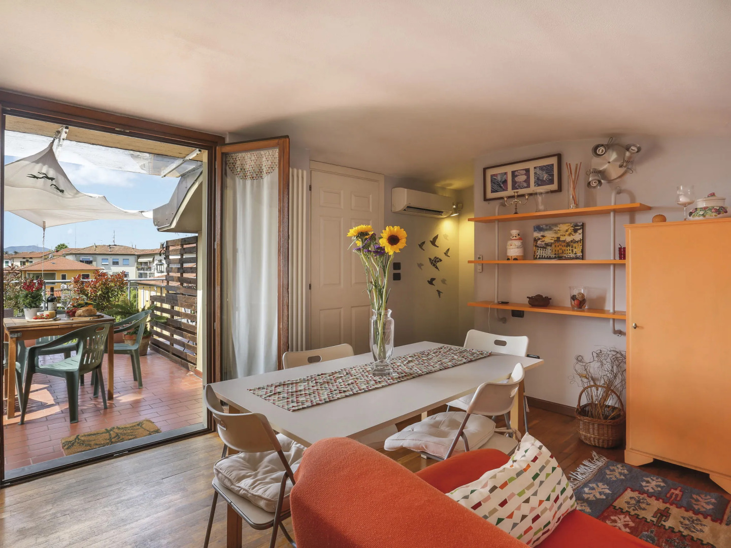 Locazione Turistica La Rondine (LUU280)