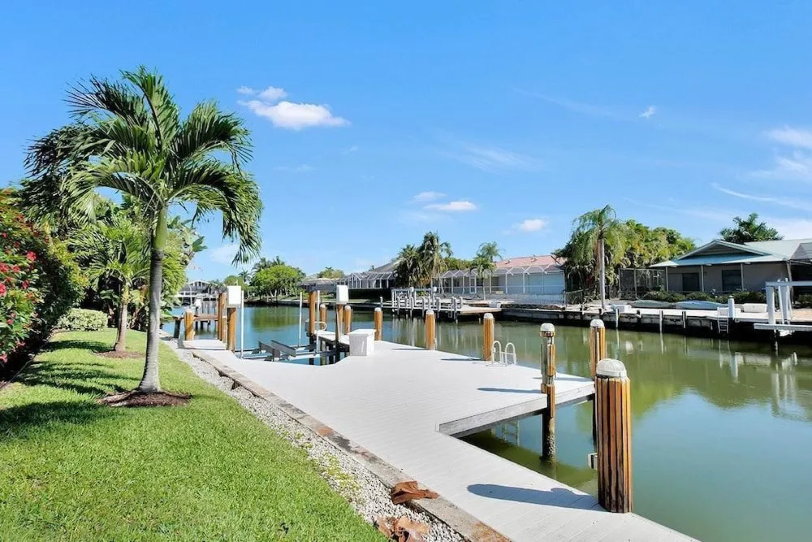 BRF335 3 Bedroom Holiday Home by Marco Naples Vacation Homes