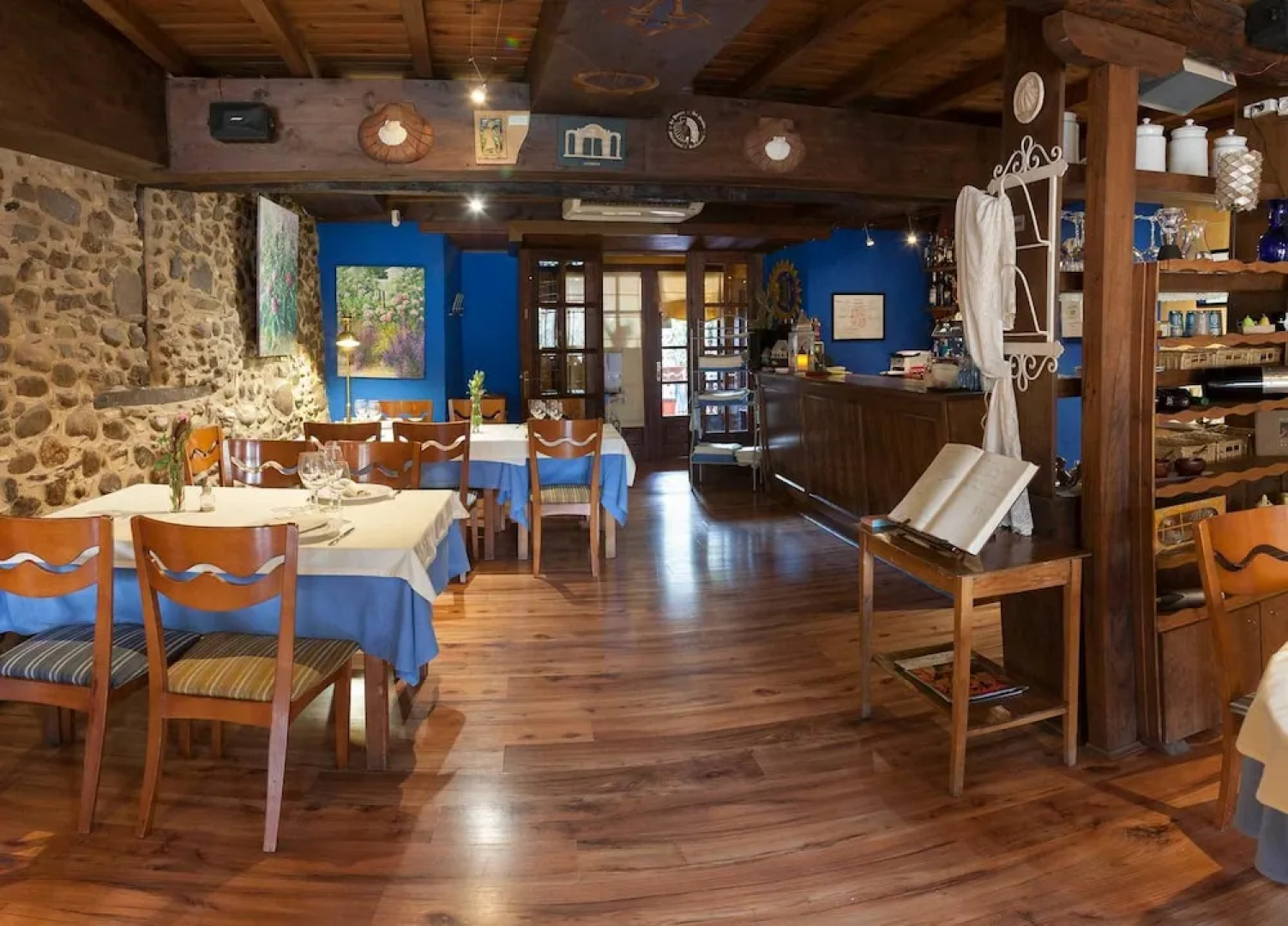 Micro Hostal La Puerta del Perdon