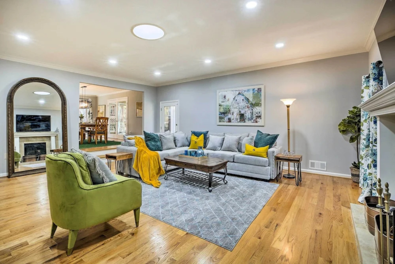 Hilltop Marietta Apt w/ Custom Design & Decor!