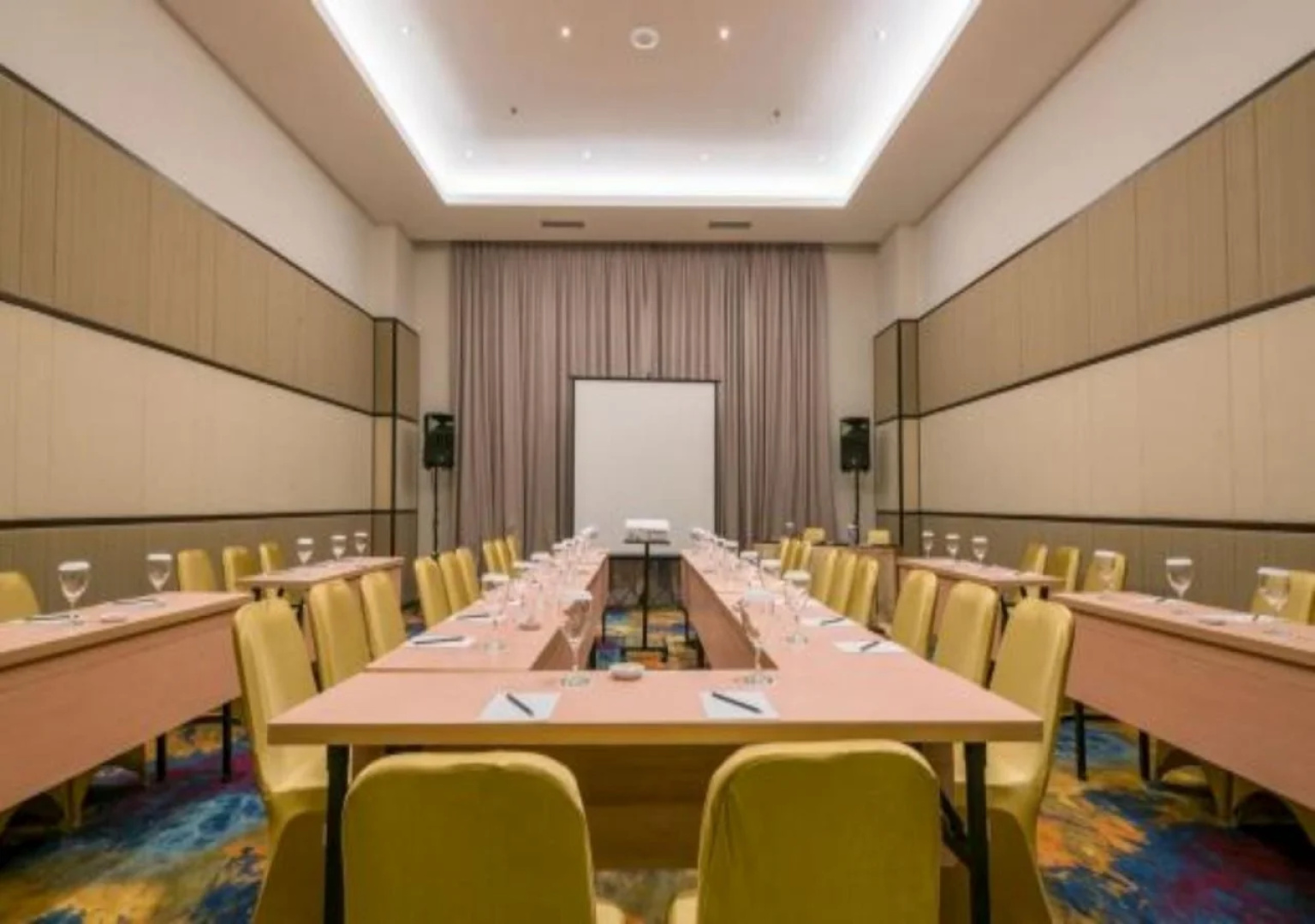 Luminor Hotel Pecenongan Jakarta by WH