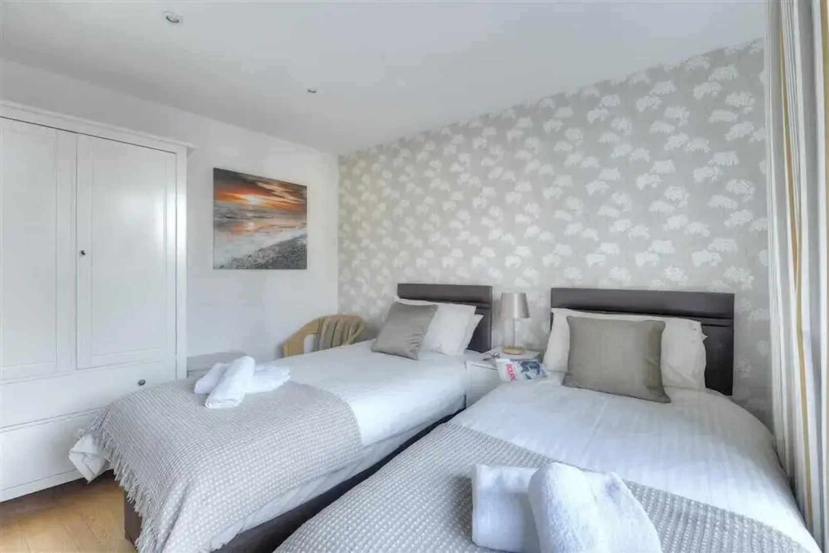 No. 2, 26 Broad Street