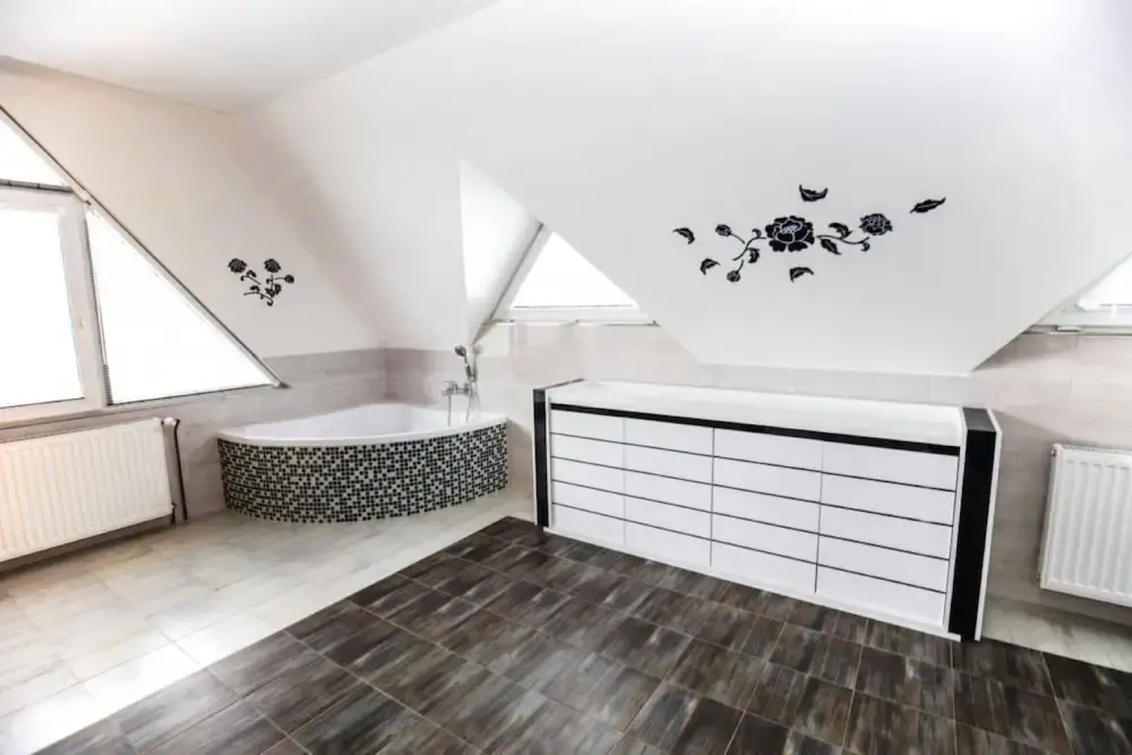 Villa in Frenstat Near Ski Resorts & Jacuzzi