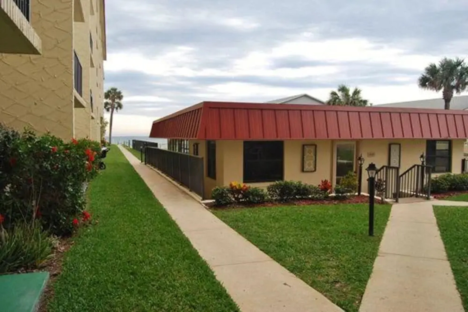 Hacienda del Sol II 414