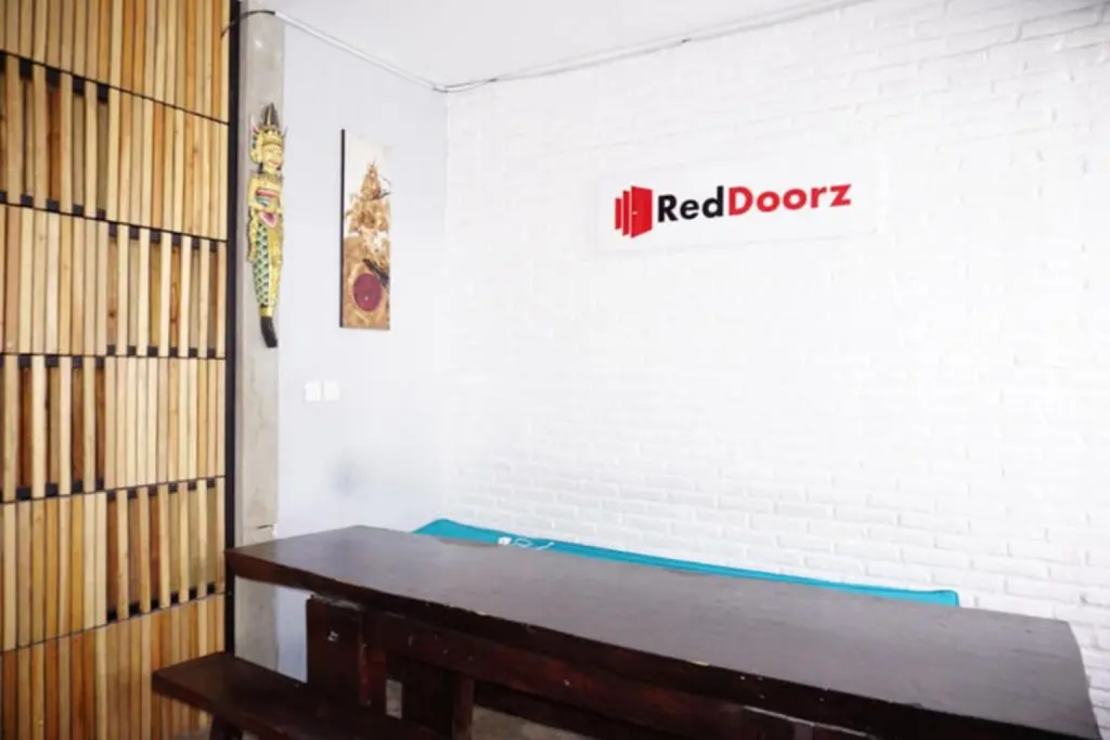 RedDoorz Hostel near Lippo Mall Kuta