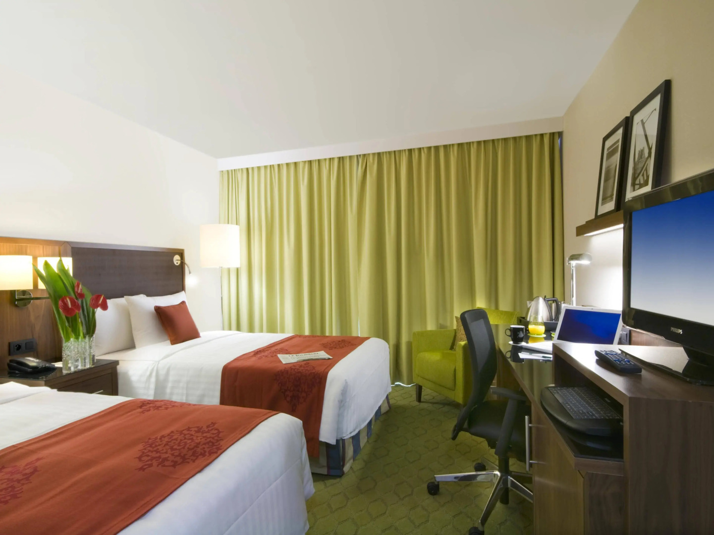 Courtyard by Marriott Paris Saint Denis