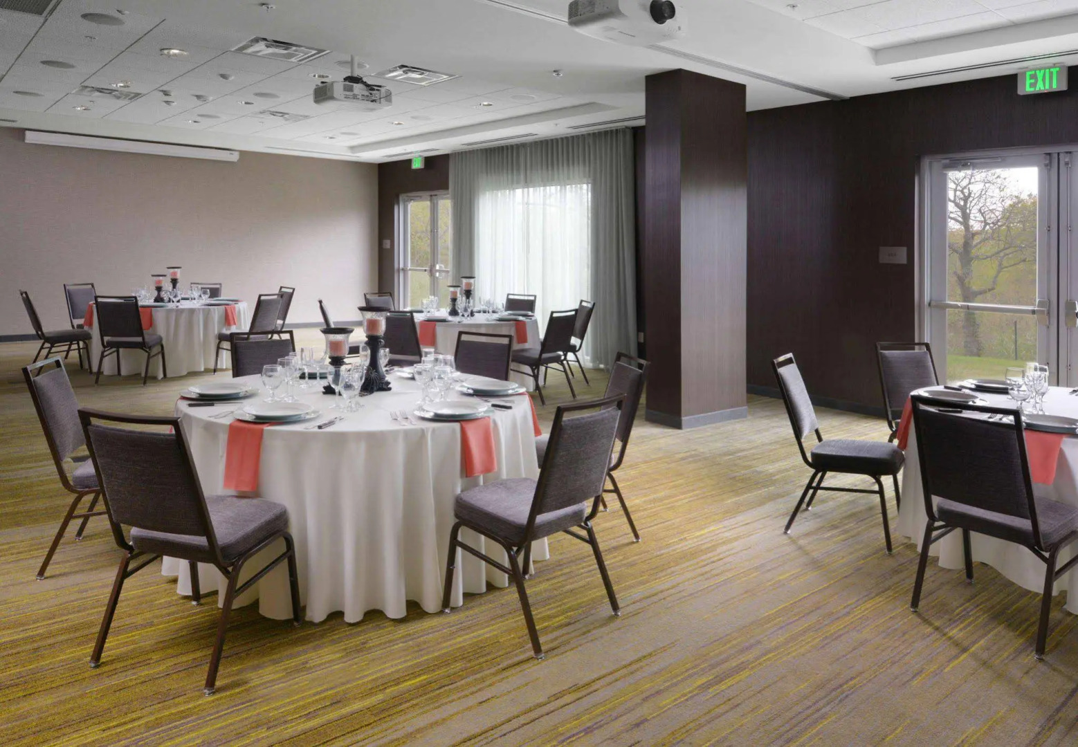 Courtyard by Marriott Dallas Plano/The Colony