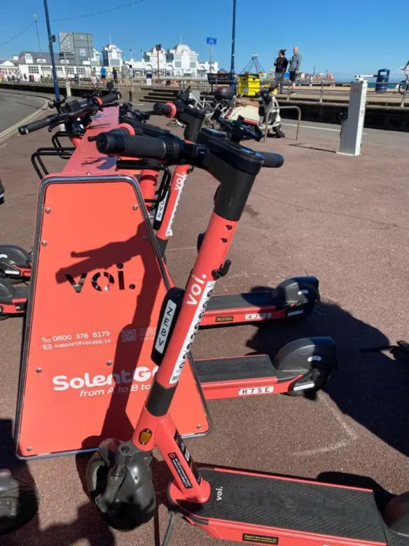 Ann Apartments opposite the Pier with sea view