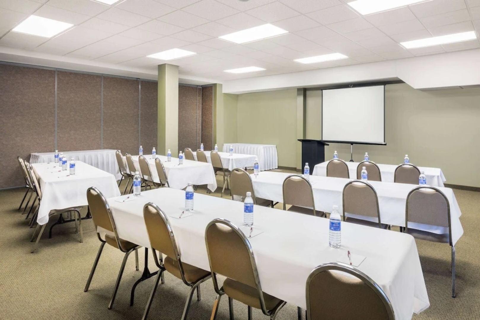 Ramada Clairmont/Grande Prairie