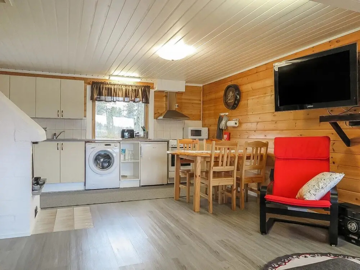 J Rvenp Muonio in Muonio