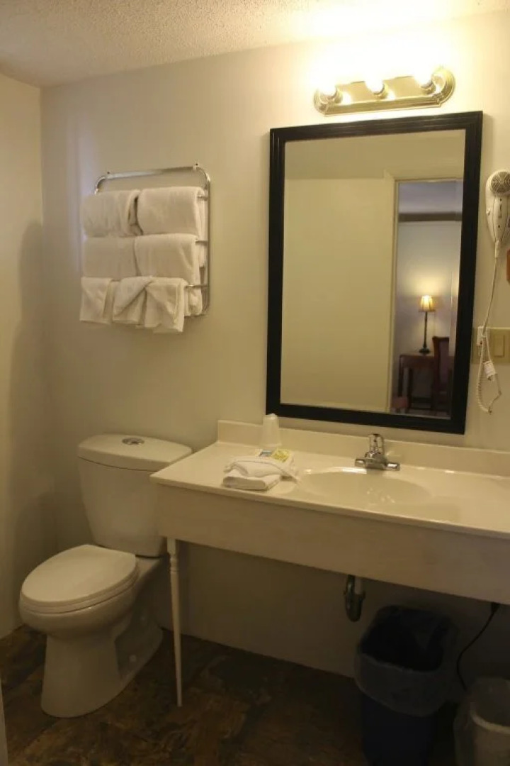 Finger Lakes Waterfall Resort