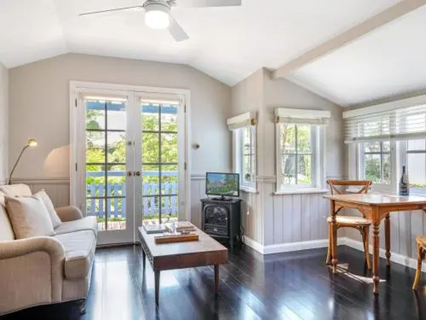 Cottage 5 Hyams Beach Seaside Cottages