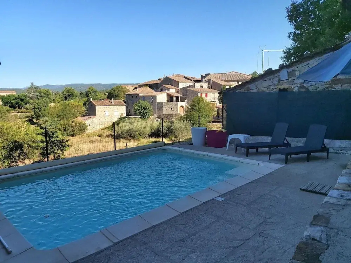 Authentic Stone Mas Retreat