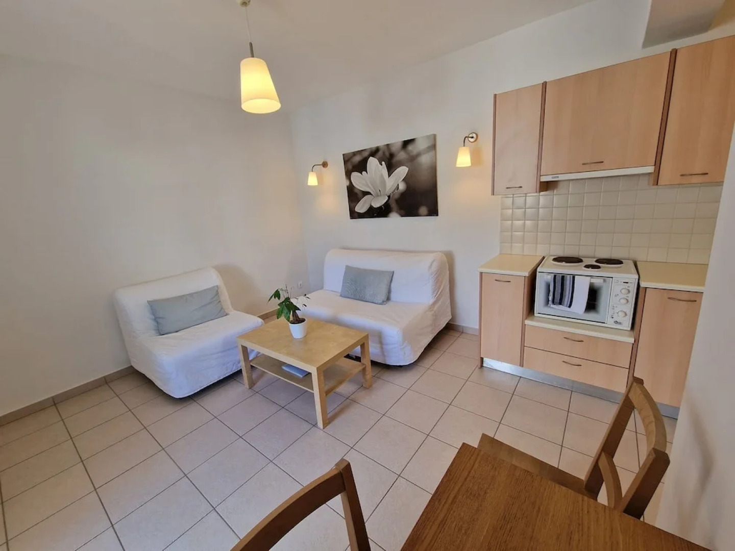 Karaoulanis apartments