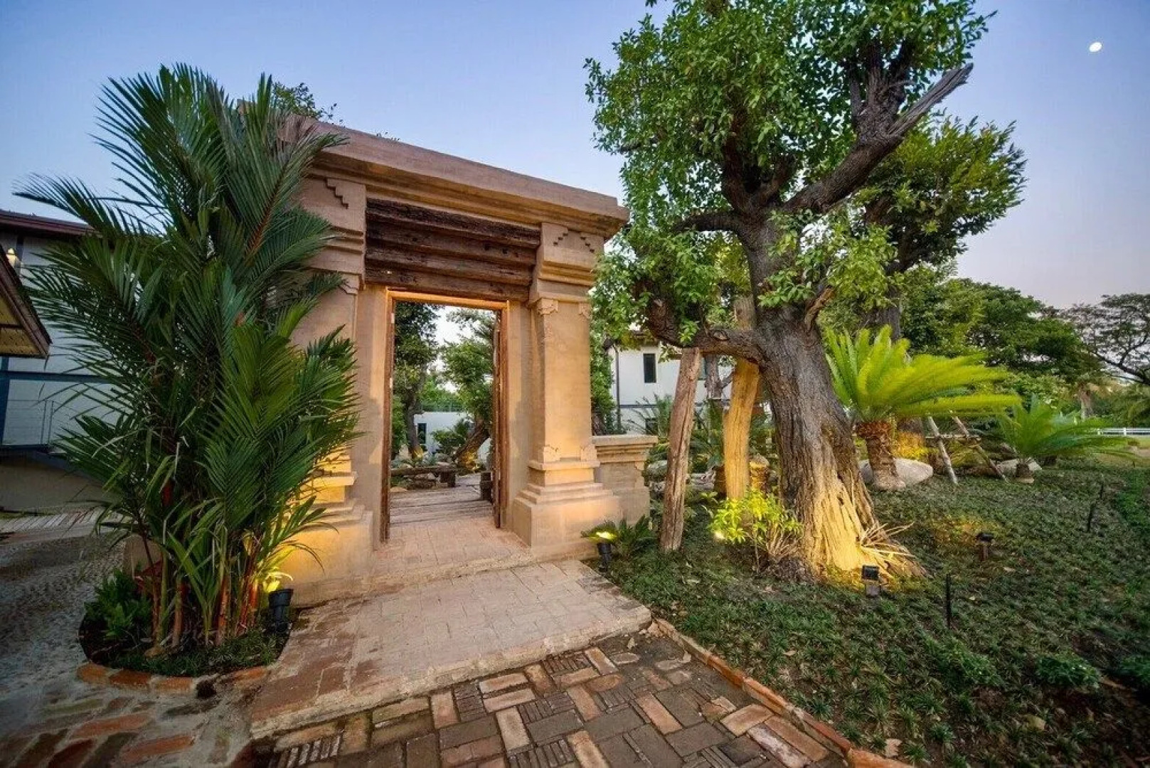 Tolopoti Hotel&Resort