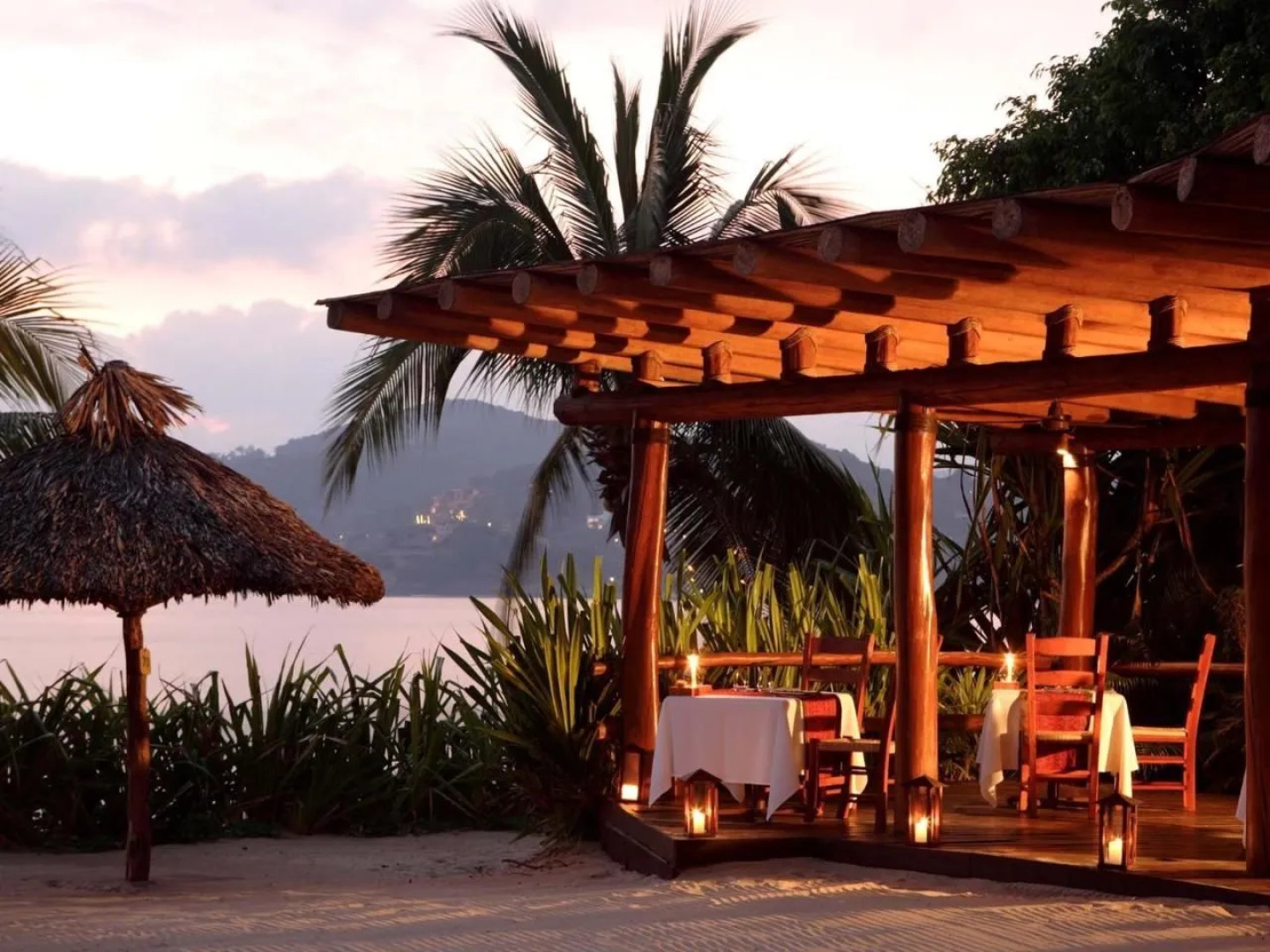 Thompson Zihuatanejo, A Beach Resort, by Hyatt
