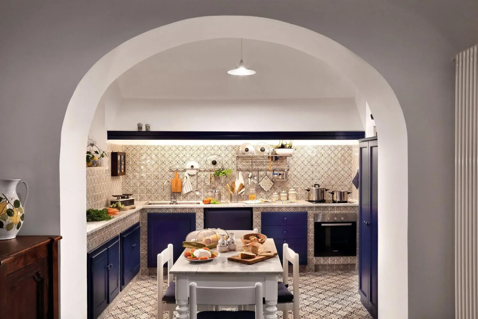 La Casa Bianca Pool And Garden